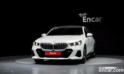 BMW 5-Series 2023 2.0 гидро в Москве № 1347356, миниатюра 3