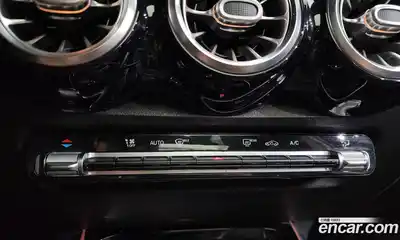 Mercedes-Benz GLB-Class 2021 2.0 гидро в Москве № 1348090, миниатюра 12