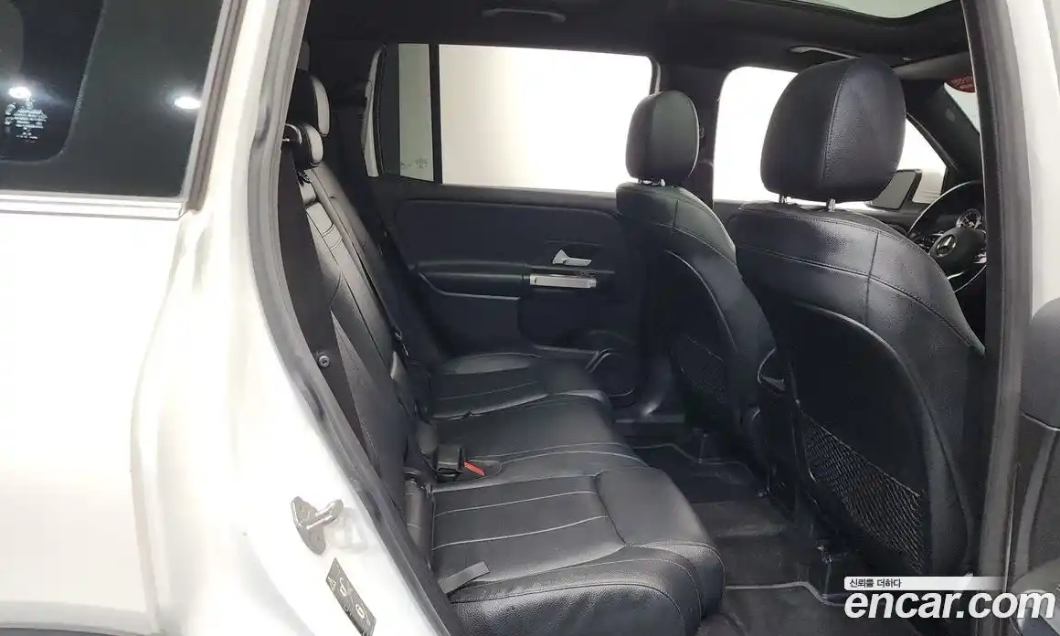 Mercedes-Benz GLB-Class 2021 2.0 гидро в Москве № 1348090, фото 20