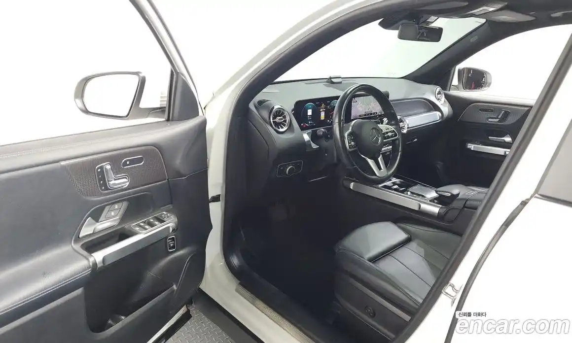 Mercedes-Benz GLB-Class 2021 2.0 гидро в Москве № 1348090, фото 10