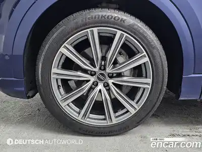 Audi Q8 2021 3.0 гидро в Москве № 1348254, миниатюра 5