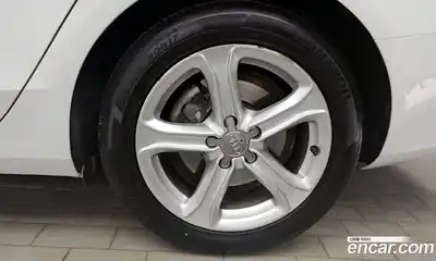 Audi A4 2015 2.0 гидро в Москве № 1348494, миниатюра 5