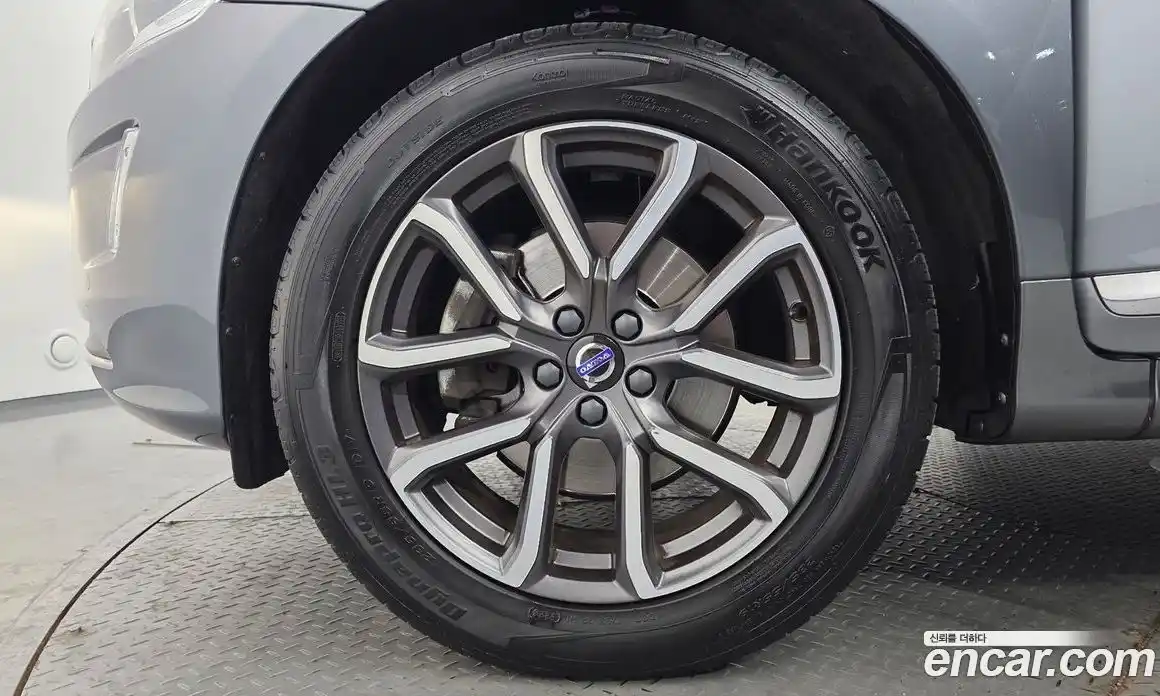 Volvo XC60 2017 2.4 гидро в Москве № 1348833, фото 5
