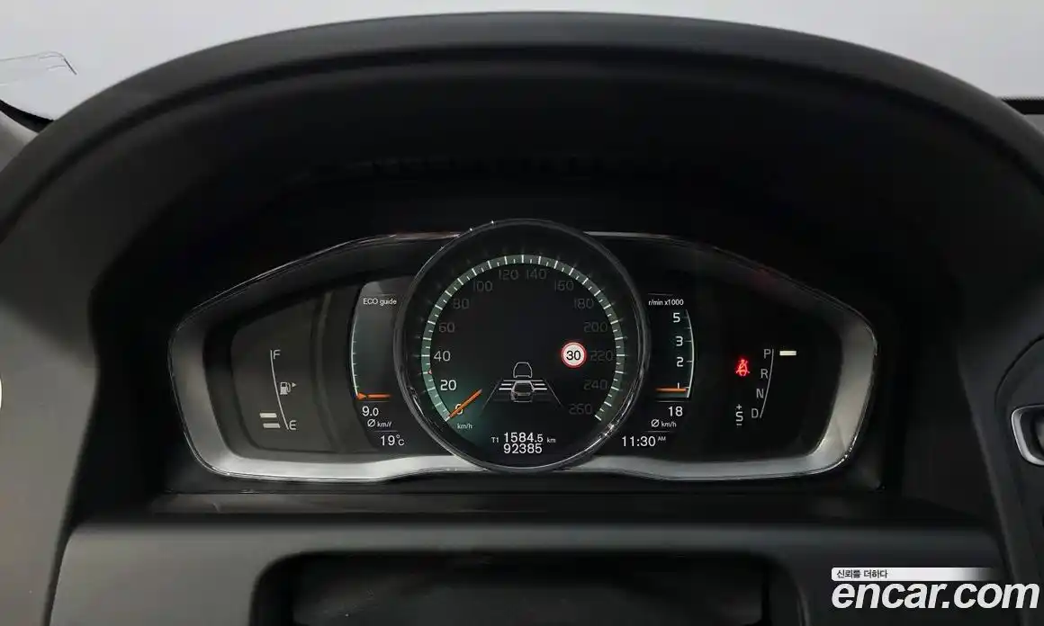 Volvo XC60 2017 2.4 гидро в Москве № 1348833, фото 8