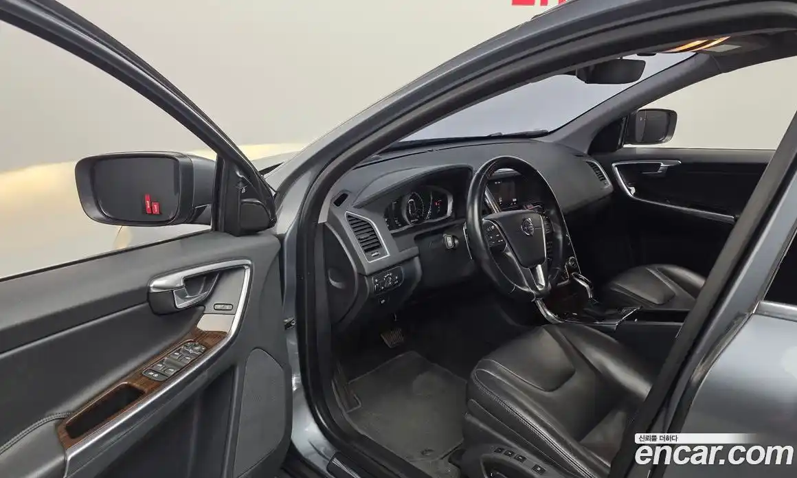 Volvo XC60 2017 2.4 гидро в Москве № 1348833, фото 10