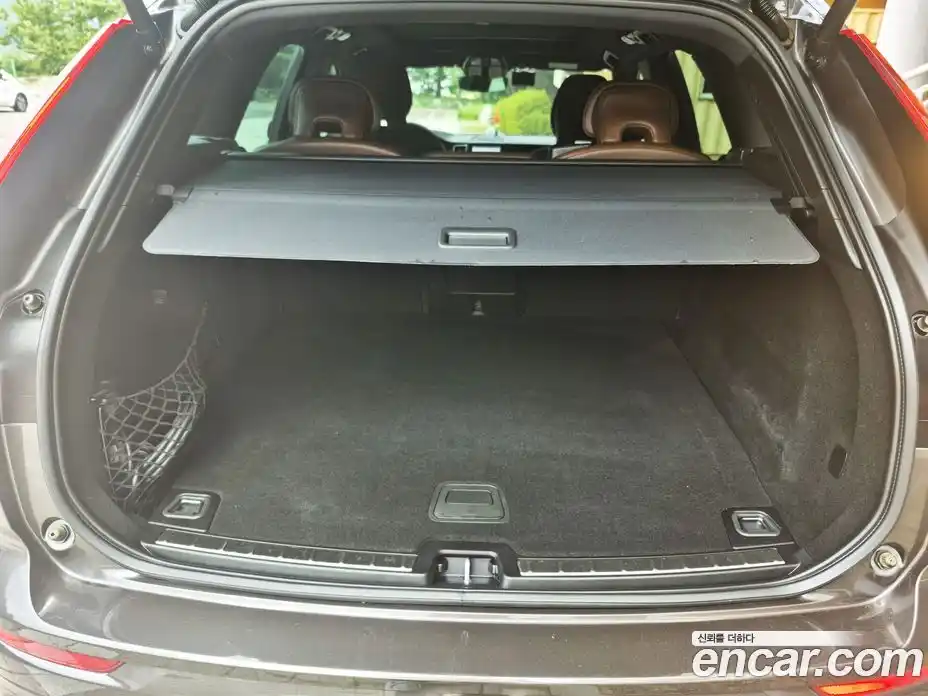Volvo XC60 2023 2.0 гидро в Москве № 1348894, фото 15