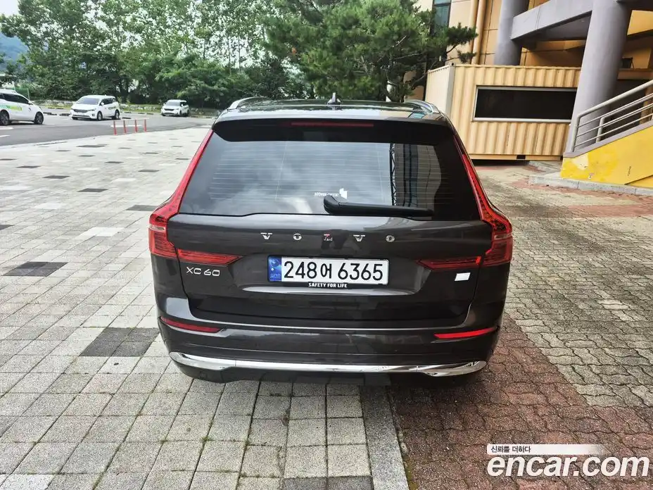 Volvo XC60 2023 2.0 гидро в Москве № 1348894, фото 5