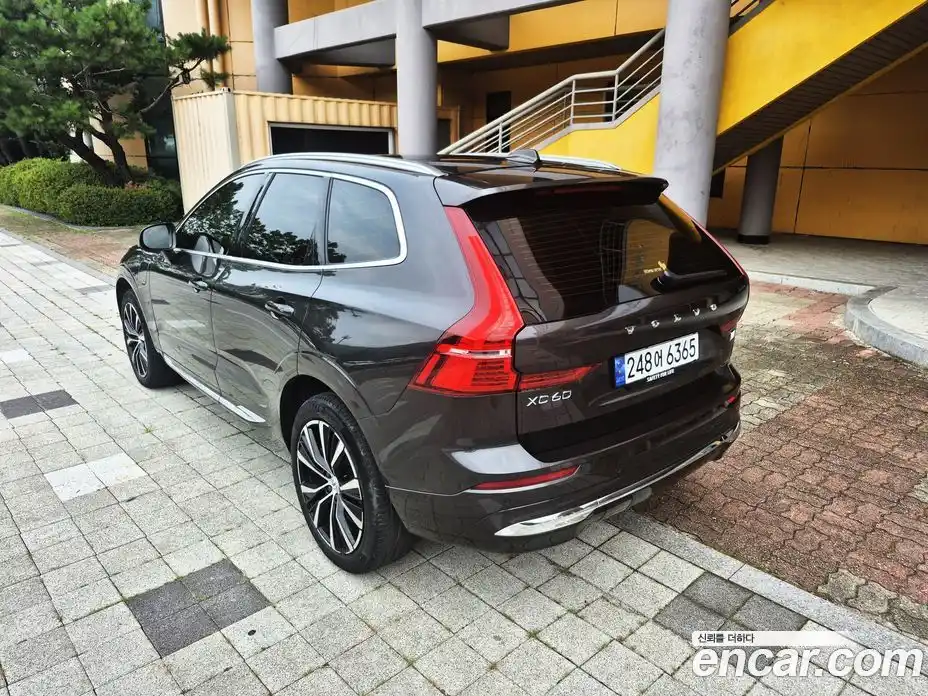 Volvo XC60 2023 2.0 гидро в Москве № 1348894, фото 6
