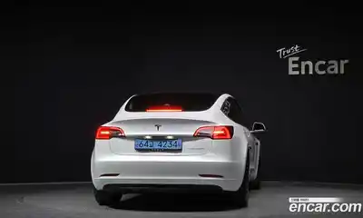 Tesla Model 3 2020 0.2 гидро в Москве № 1349865, миниатюра 4