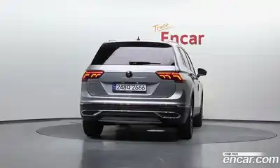 Volkswagen Tiguan 2022 2.0 гидро в Москве № 1350223, миниатюра 4