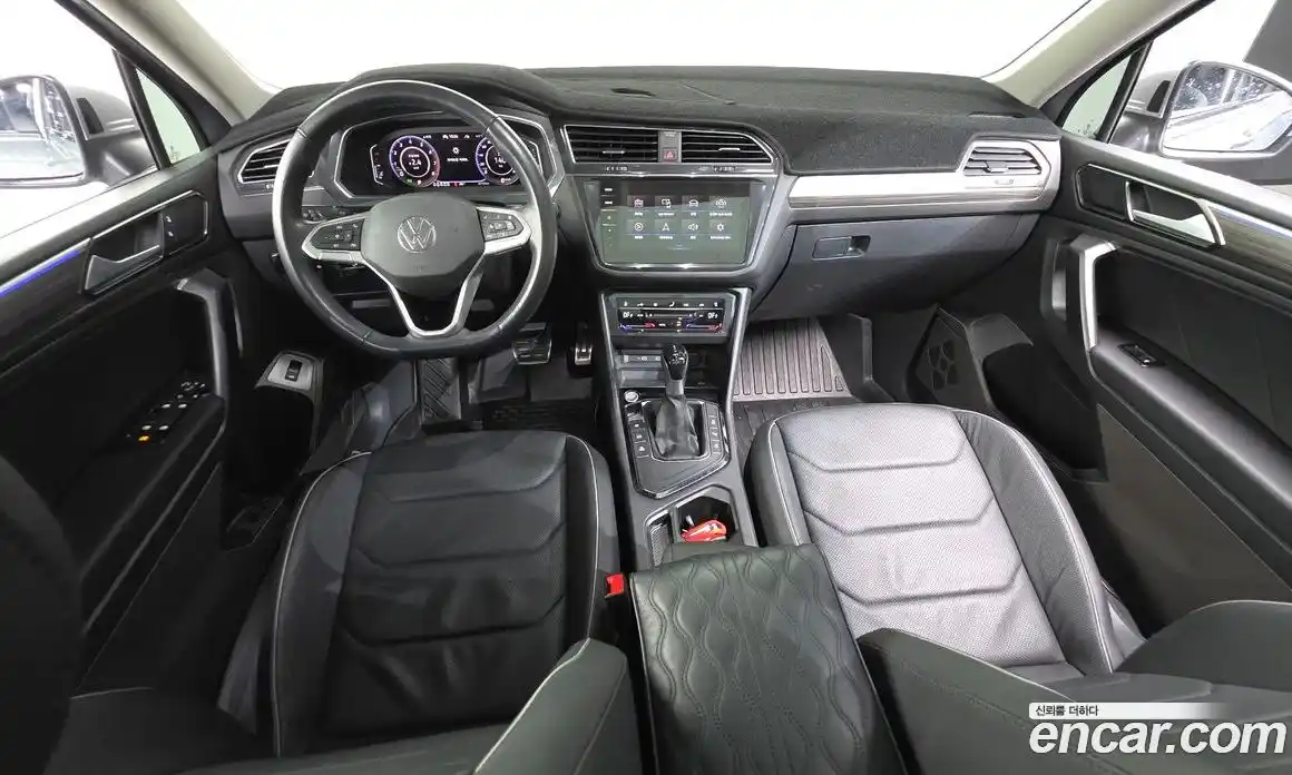 Volkswagen Tiguan 2022 2.0 гидро в Москве № 1350223, фото 7