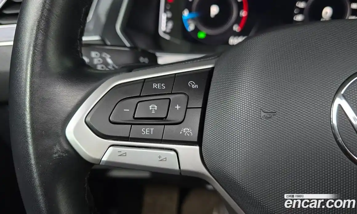 Volkswagen Tiguan 2023 2.0 гидро в Москве № 1350246, фото 16