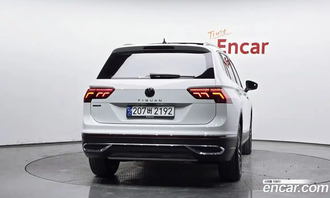 Volkswagen Tiguan 2023 2.0 гидро в Москве № 1350246, фото 4