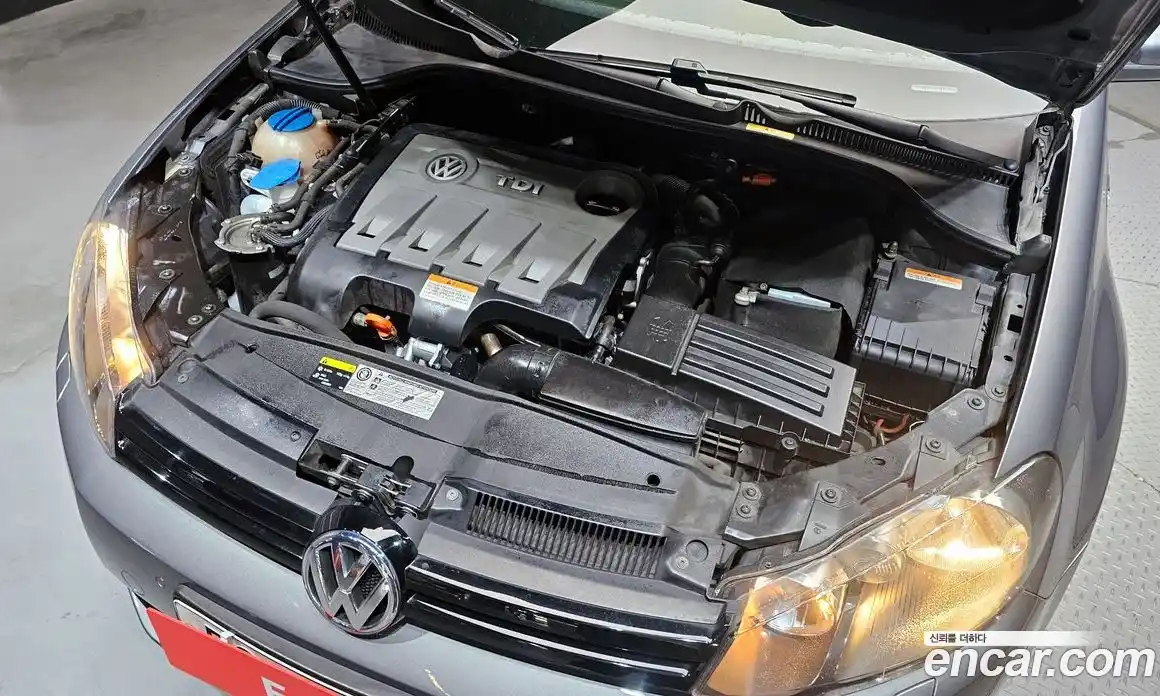 Volkswagen Golf 2013 2.0 гидро в Москве № 1350280, фото 6