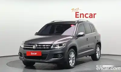 Volkswagen Tiguan, 2015