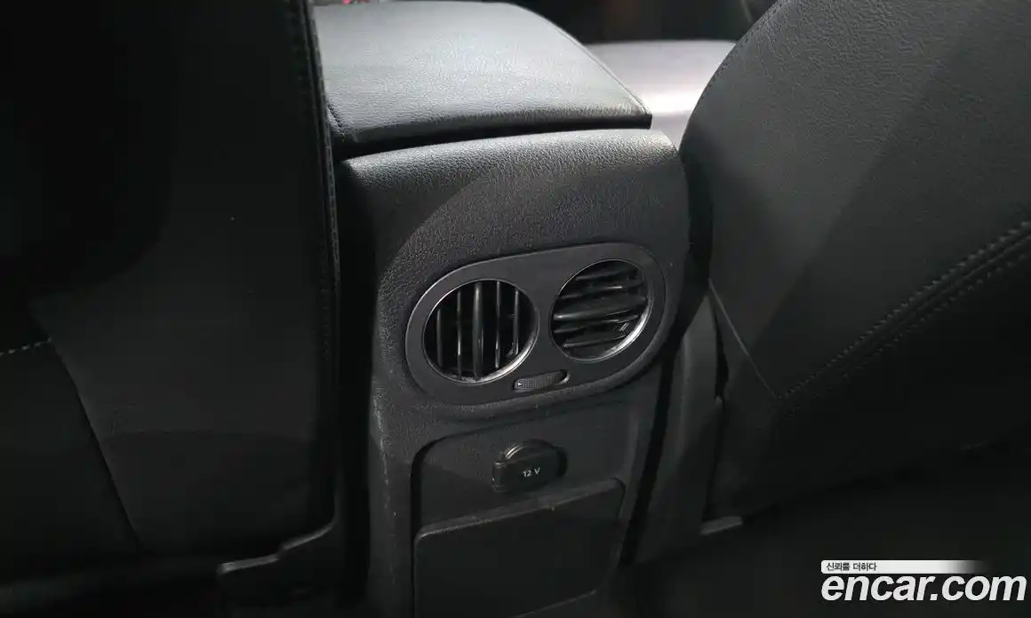 Volkswagen Tiguan 2015 2.0 гидро в Москве № 1350439, фото 19