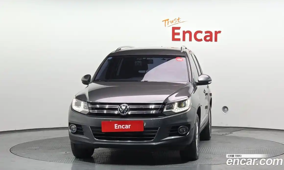 Volkswagen Tiguan 2015 2.0 гидро в Москве № 1350439, фото 3