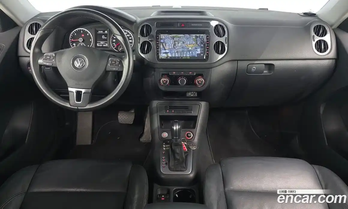 Volkswagen Tiguan 2015 2.0 гидро в Москве № 1350439, фото 7
