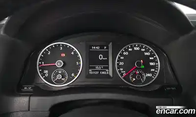 Volkswagen Tiguan 2015 2.0 гидро в Москве № 1350439, миниатюра 8
