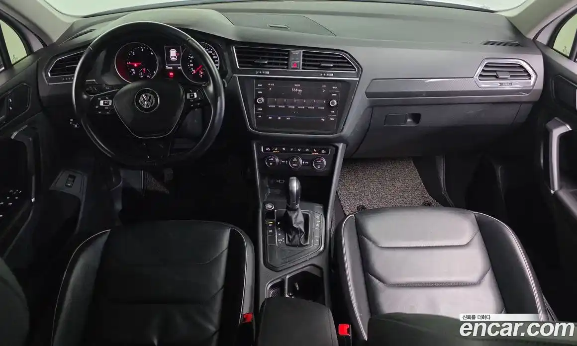 Volkswagen Tiguan 2018 2.0 гидро в Москве № 1350479, фото 7