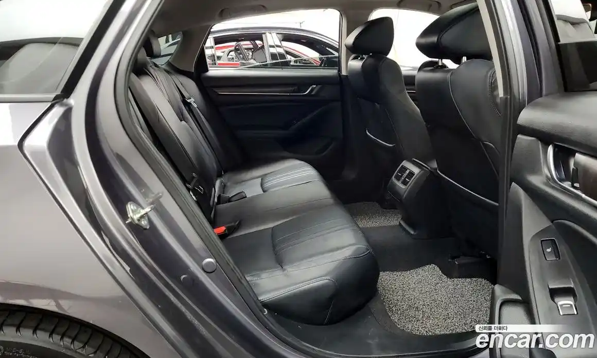 Honda Accord 2018 1.5 гидро в Москве № 1350848, фото 12