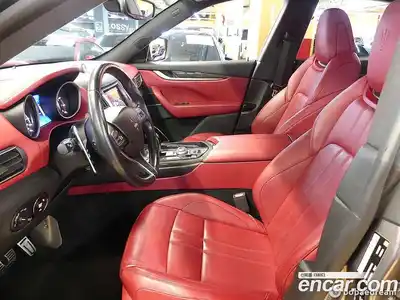 Maserati Levante 2018 3.0 гидро в Москве № 1351084, миниатюра 10