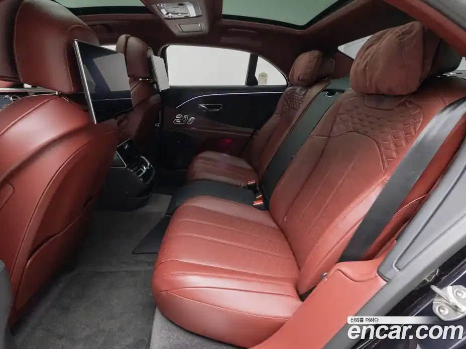 Bentley Flying Spur 2025 4.0 гидро в Москве № 1351399, фото 12