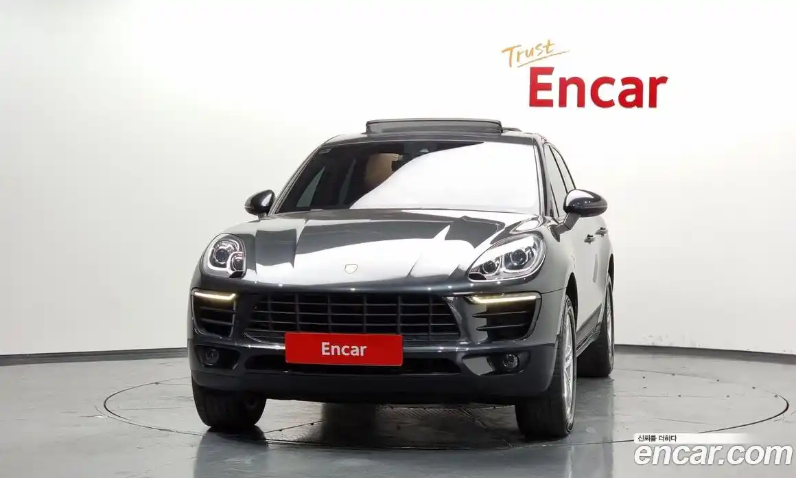 Porsche Macan 2017 2.0 гидро в Москве № 137291, фото 3