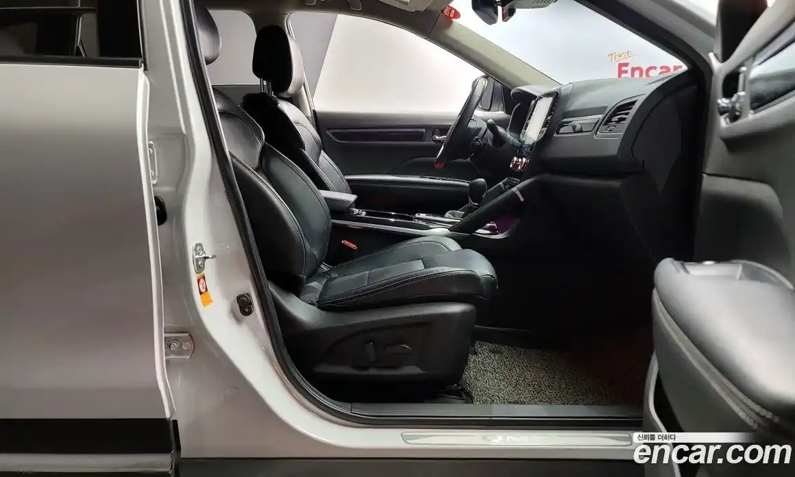 Renault QM6 2017 2.0 гидро в Москве № 139827, фото 10