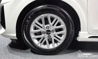Kia Morning 2022 1.0 гидро в Москве № 15336, миниатюра 5