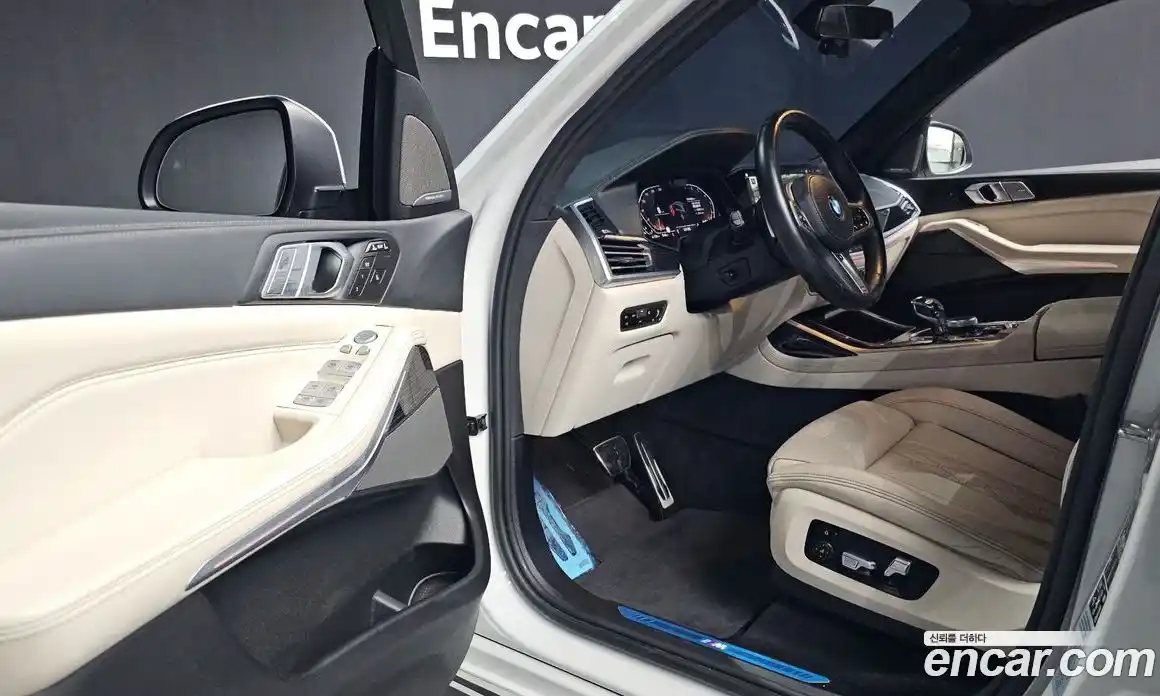 BMW X7 2022 3.0 гидро в Москве № 156254, фото 10