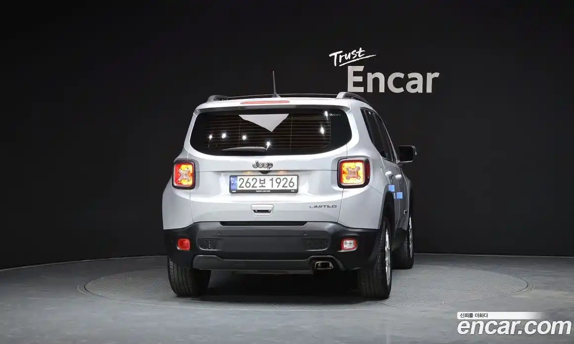 Jeep Renegade 2021 2.4 гидро в Москве № 169736, фото 4