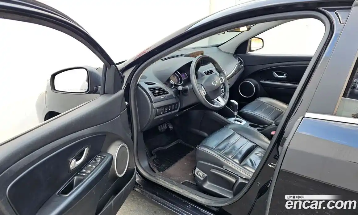 Renault SM3 2013 1.6 гидро в Москве № 183908, фото 10