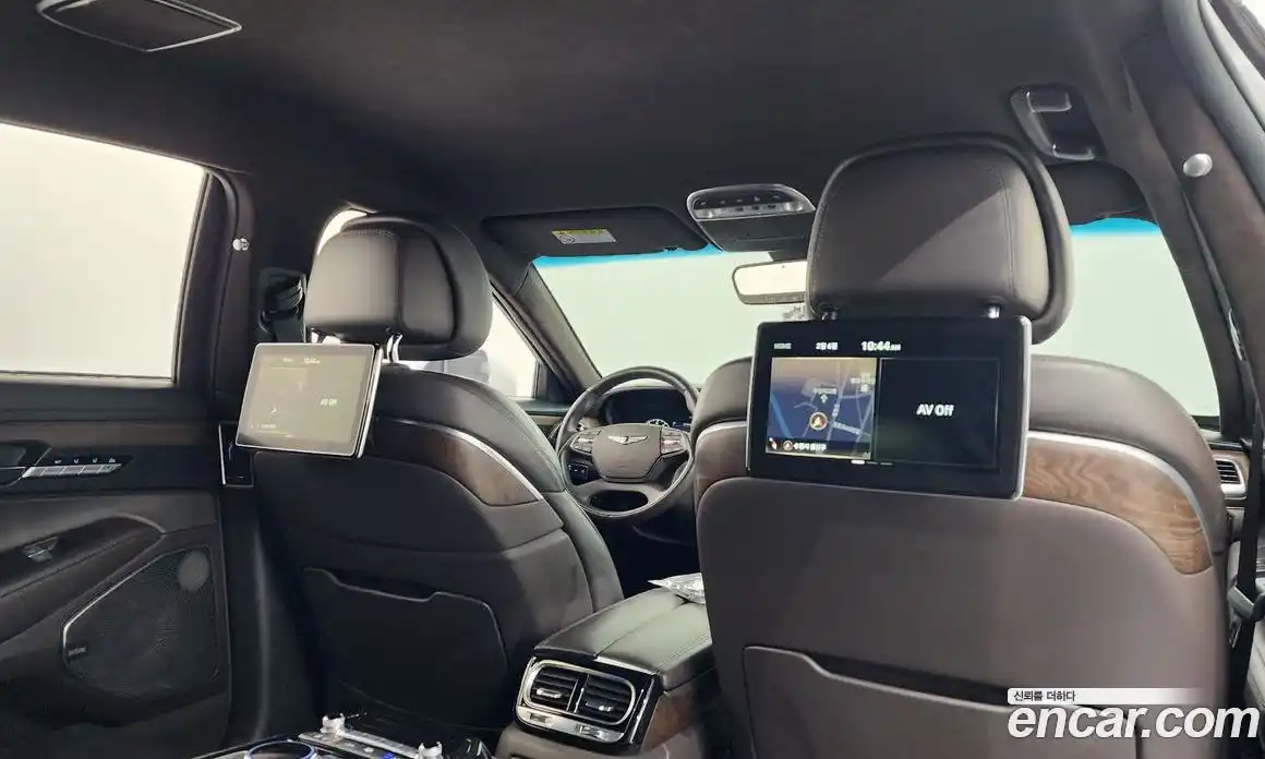 Genesis G90 2019 3.8 гидро в Москве № 19610, фото 18
