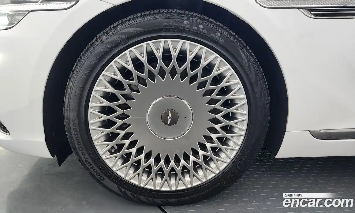 Genesis G90 2019 3.8 гидро в Москве № 19610, фото 5