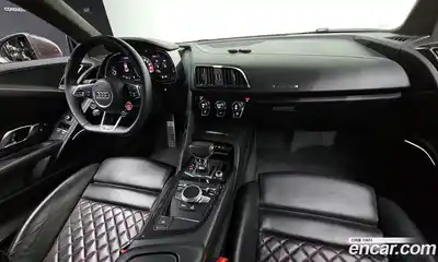 Audi R8 2021 5.2 гидро в Москве № 196292, миниатюра 7