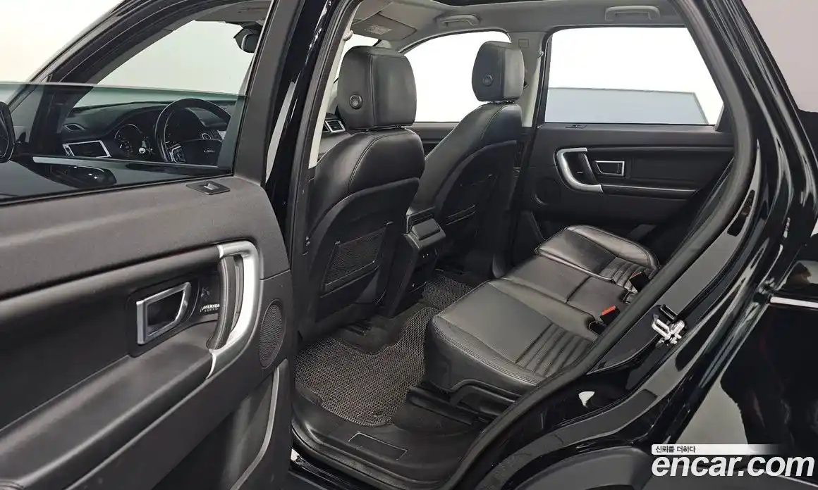Land Rover Discovery Sport 2018 2.0 гидро в Москве № 213704, фото 12