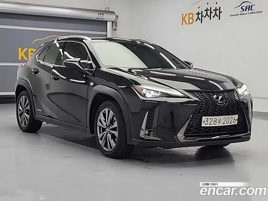 Lexus UX 2020 2.0 гидро в Москве № 214849, фото 4