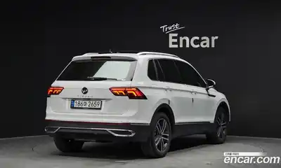 Volkswagen Tiguan 2021 2.0 гидро в Москве № 215102, миниатюра 2