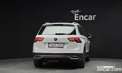 Volkswagen Tiguan 2021 2.0 гидро в Москве № 215102, миниатюра 4