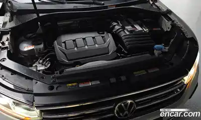 Volkswagen Tiguan 2021 2.0 гидро в Москве № 215102, миниатюра 6