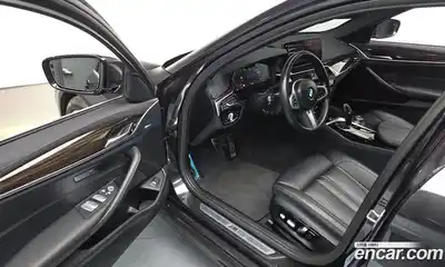BMW 5-Series 2022 2.0 гидро в Москве № 228845, миниатюра 11