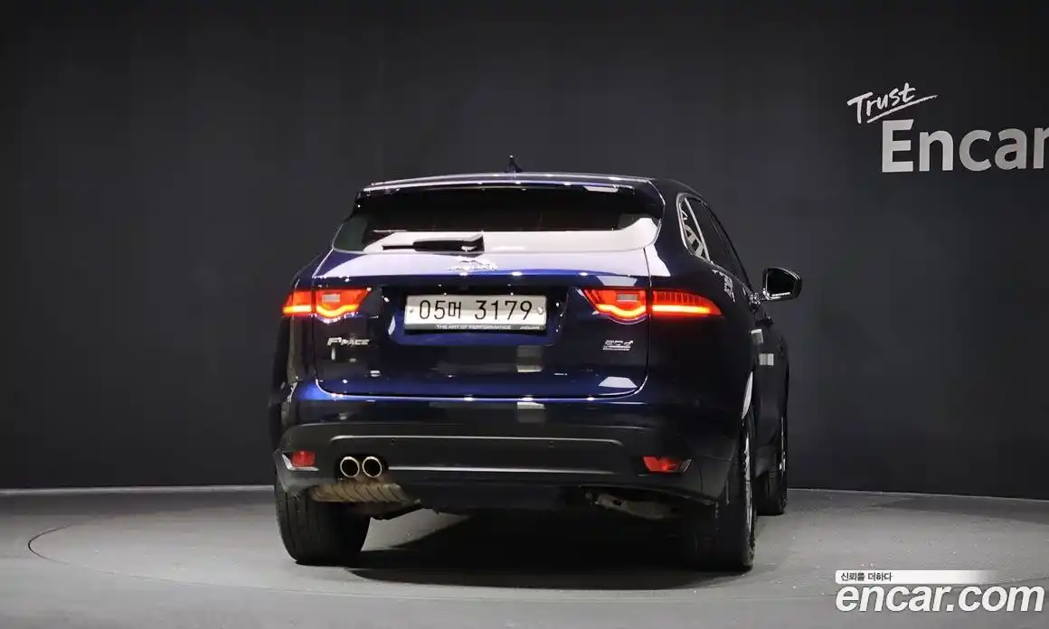Jaguar F-Pace 2018 2.0 гидро в Москве № 283814, фото 4
