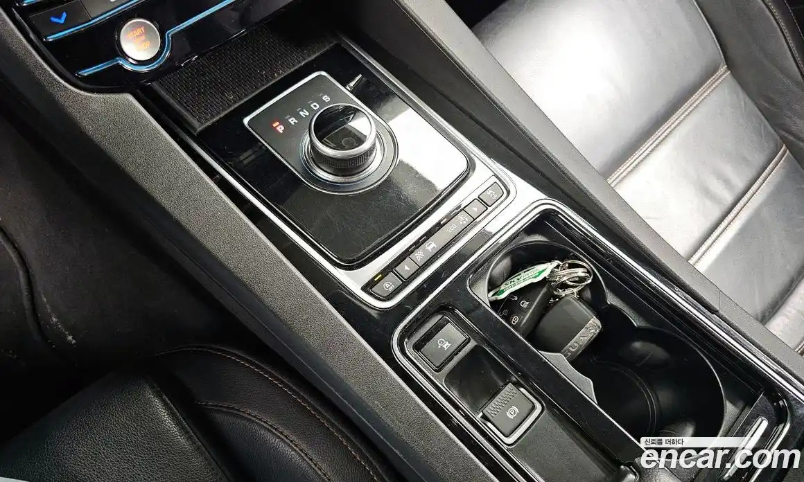 Jaguar F-Pace 2018 2.0 гидро в Москве № 283814, фото 9