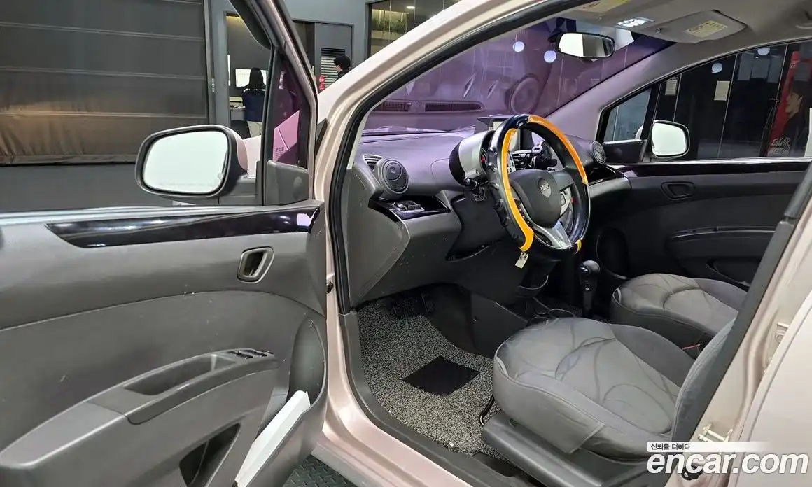 Chevrolet Spark 2011 1.0 гидро в Москве № 87245, фото 11