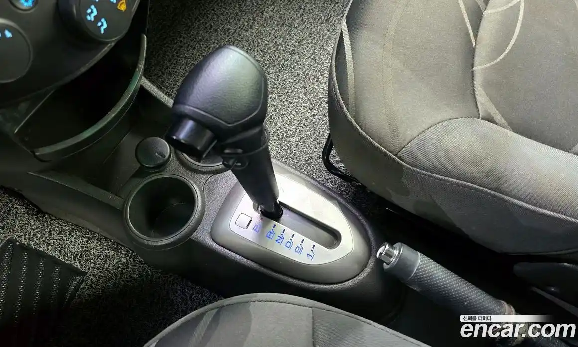 Chevrolet Spark 2011 1.0 гидро в Москве № 87245, фото 9