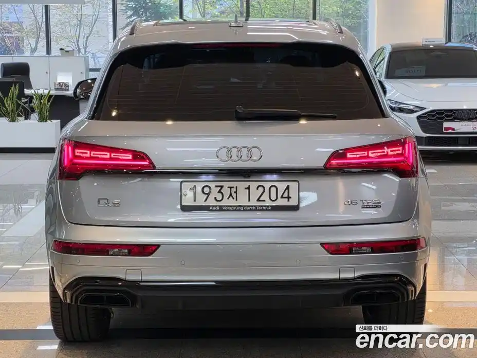 Audi Q5 2024 2.0 гидро в Москве, фото 4