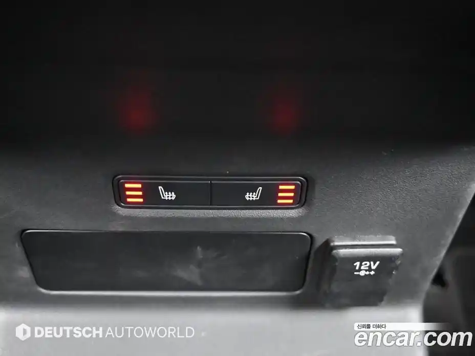 Land Rover Range-Rover Velar 2017 3.0 гидро в Москве № 1137366, фото 16