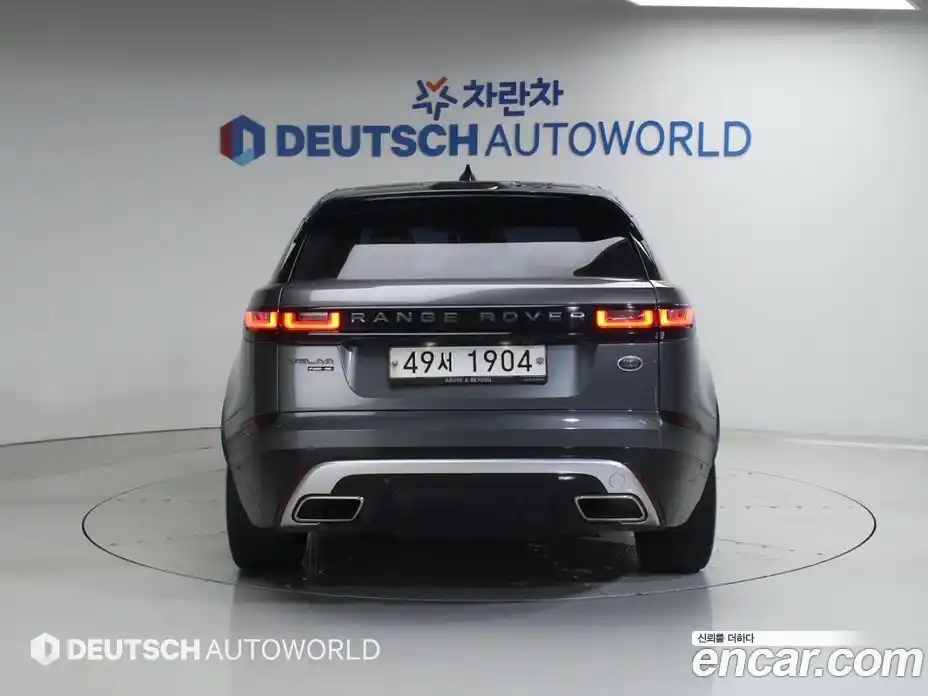 Land Rover Range-Rover Velar 2017 3.0 гидро в Москве № 1137366, фото 4