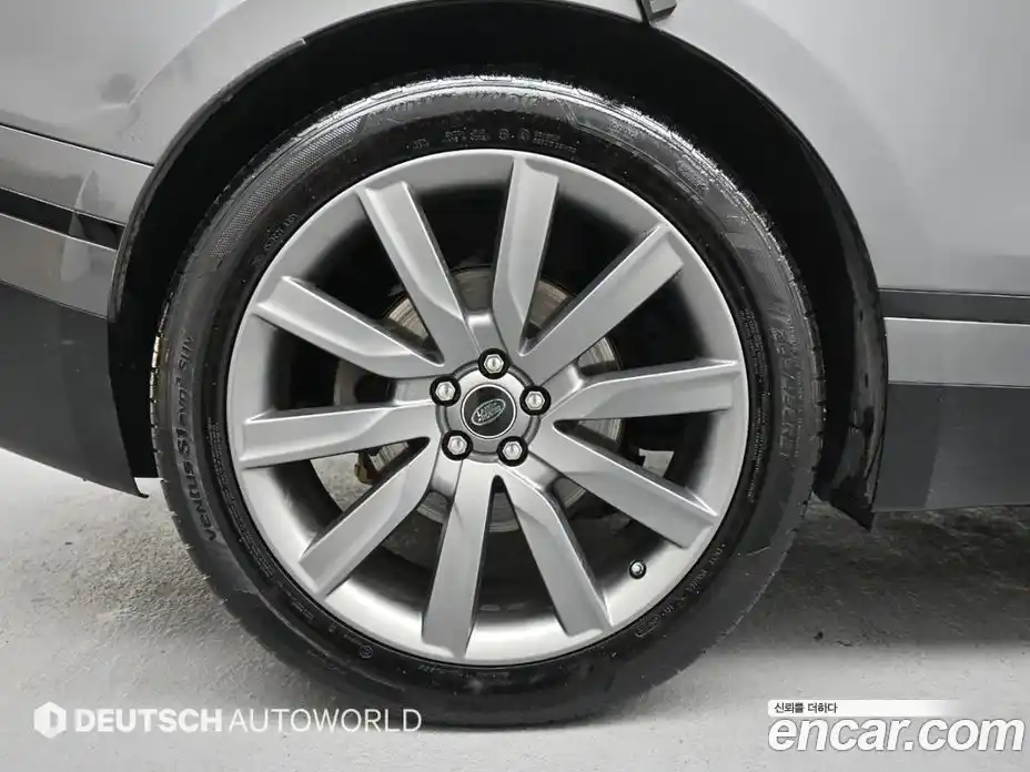 Land Rover Range-Rover Velar 2017 3.0 гидро в Москве № 1137366, фото 5